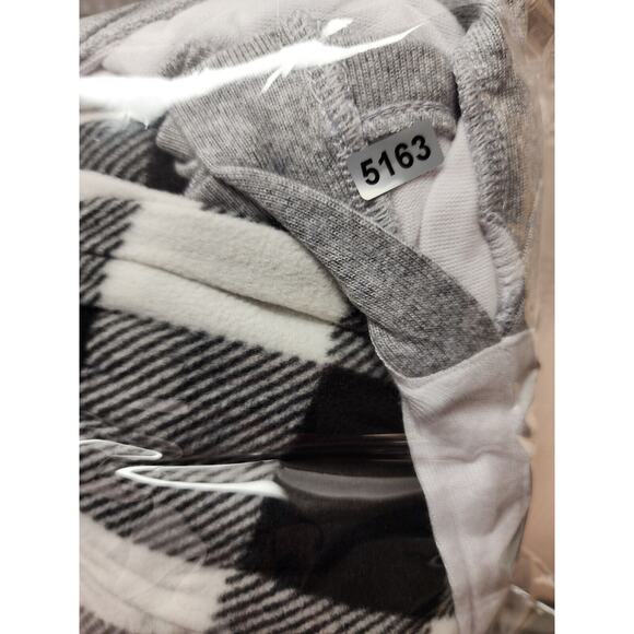 Jammies For Your Familie Pajama Set Womens Size XS Fleece Chirstmas Santa Bundle - Picture 11 of 11